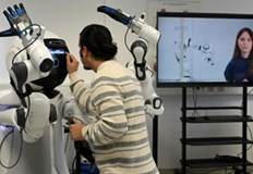 Хуманоидът Гарми ще компенсира недостига на болногледачи в ГерманияГермански специалисти