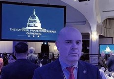 Това се случва по пътищата с нелегалните мигранти а също