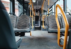 След внезапното спиране жените са се озовали на пода на