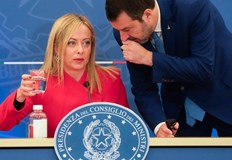 Тържеството на което Мелони е пяла се е състояло след