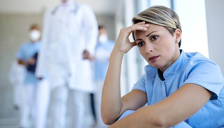 Испания отчита рекордно увеличаване на атаките срещу лекари през 2022 година Испания отчита рекордно увеличаване на атаките срещу лекари през 2022 година