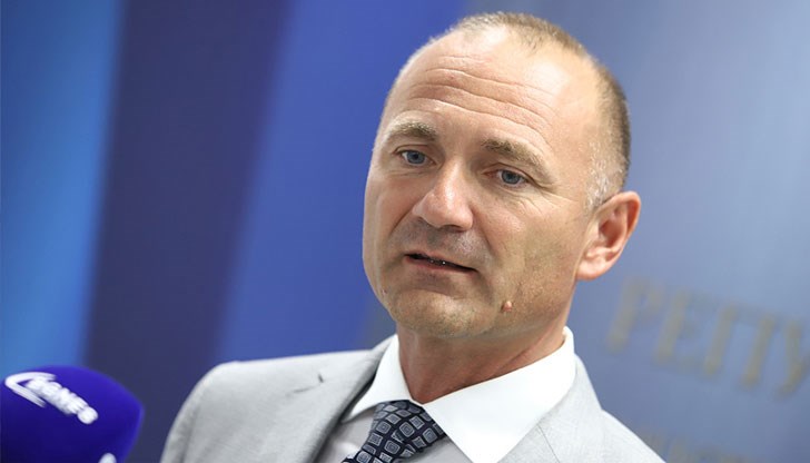 Служебният министър на енергетиката отрече спекулациите, но потвърди, че има проявен интерес от страна на Украйна