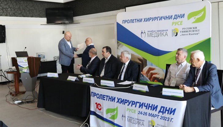Кметът и областният управител похвалиха шефа на "Медика" Кирил Панайотов