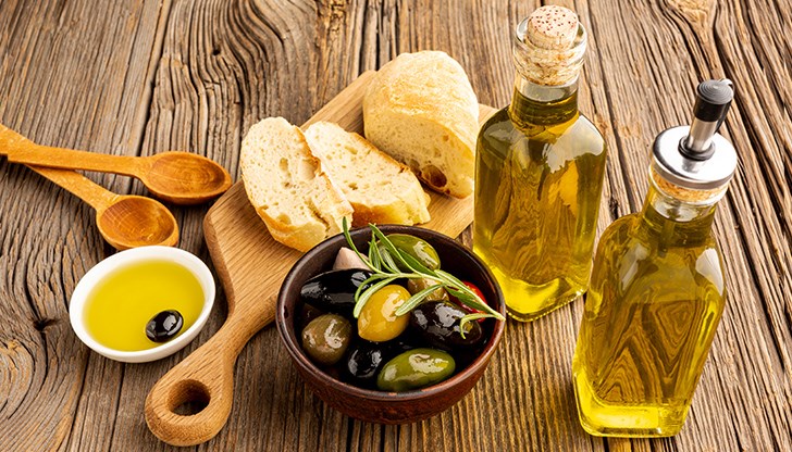 Олеиновата киселина представлява 80% от състава на зехтина Олеиновата киселина представлява 80% от състава на зехтина