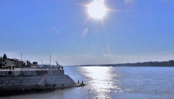 Предимно слънчево ще е днес в Русе с максимални градуси 13