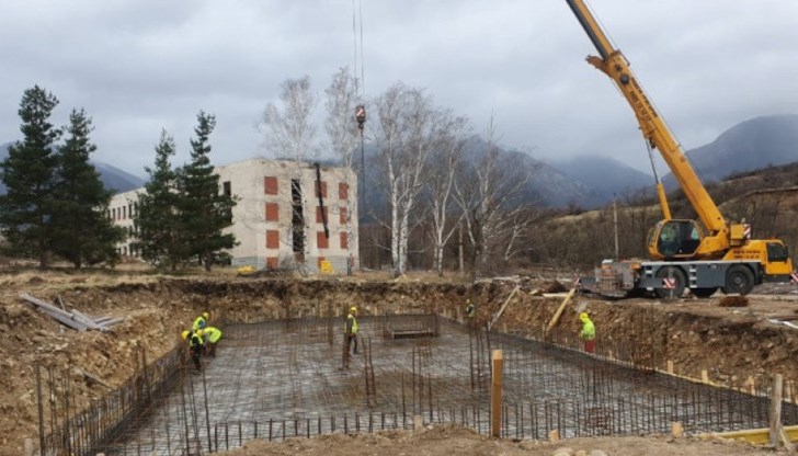 Строежът на комплекса започна през декември миналата година и се финансира по Норвежки механизъм 35 млн. лева