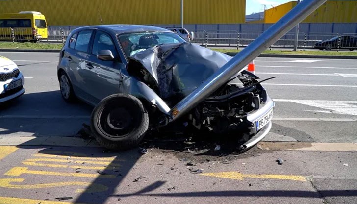 Зад волана е била 23-годишна жена с 8 месеца стаж