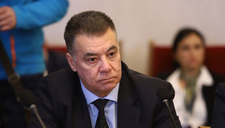 Скоро ще получим пълния списък за Дубай, очакваме около 200 наши съграждани с недвижимости там, заяви шефът на приходната агенция Скоро ще получим пълния списък за Дубай, очакваме около 200 наши съграждани с недвижимости там, заяви шефът на приходната агенция