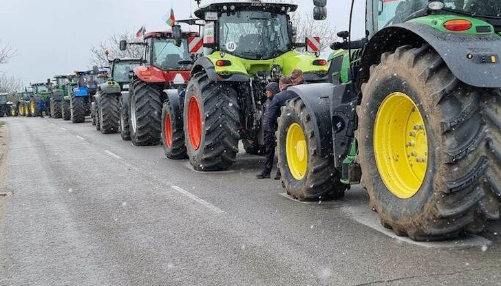 След днешната среща ще бъде взето решение дали тридневните протестни действия ще продължат, казаха зърнопроизводителите