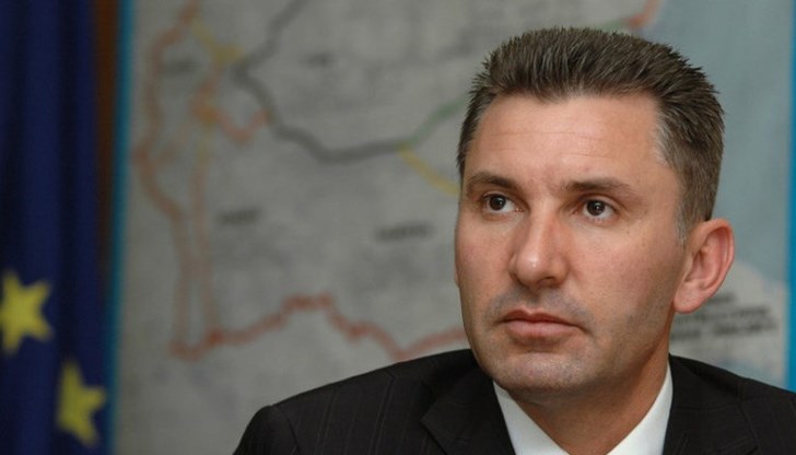 За милионите взети авансово от държавата за големи проекти не са нарушение на закона, каза строителният предприемач За милионите взети авансово от държавата за големи проекти не са нарушение на закона, каза строителният предприемач