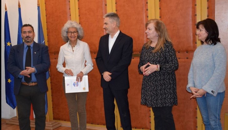 Експозицията ще може да бъде разгледана в Окръжния музей „Теохари Антонеску” до края на април