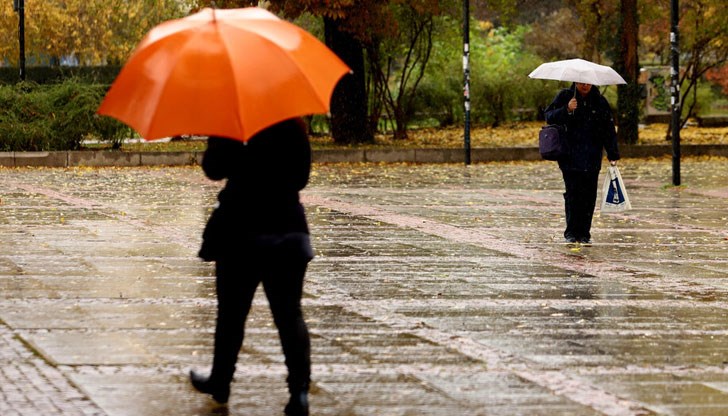 Жълт код за силен вятър в 13 области в страната в събота