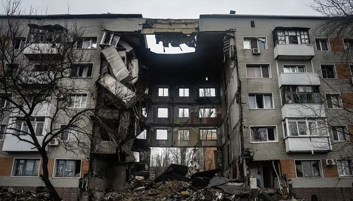 Двама цивилни са загинали и четирима са били ранени при руски обстрел в Донецка област