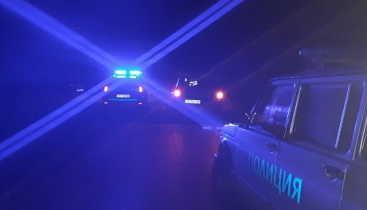 Задържаните мигранти идват от Сирия и са преминали нелегално границата между Турция и България Задържаните мигранти идват от Сирия и са преминали нелегално границата между Турция и България