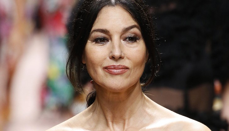 Не е срамно да носиш годините си гордо, написа Венета Костадинова в профила си във Фейсбук за кино иконата Моника Белучи