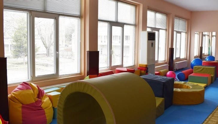 Придобивката е благодарение на дарители - фирми и родители на деца, потребители на центъра