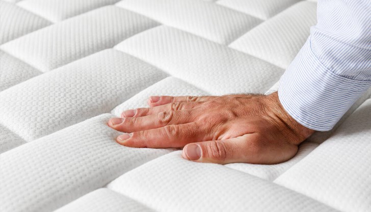 Ако човек е здрав, твърдият матрак само ще наруши съня му