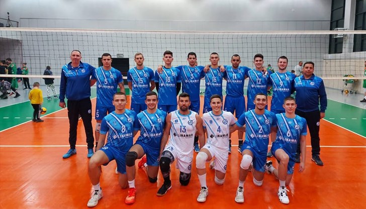 Русенци са едноличен лидер на върха с пет победи от пет мача Русенци са едноличен лидер на върха с пет победи от пет мача