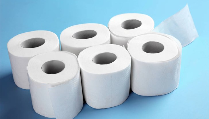 Тоалетната хартия съдържа изкуствени химикали, които могат да причинят рак, усложнения по време на бременност, чернодробни заболявания