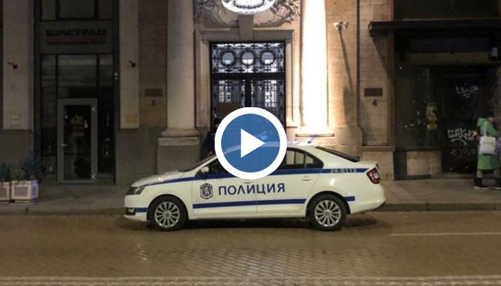 Бизнесменът е задържан в София, където обискират офисите му