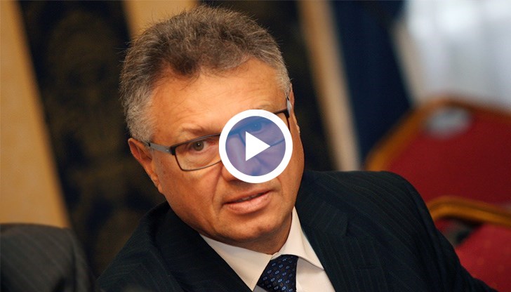 За мен е важно България да има план как да пресече руската дезинформация и пропаганда, заяви още Велизар Шаламанов