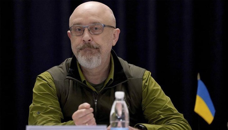 Сигурен съм, че културата на военната професия трябва да стане тенденция, заяви още Резников Сигурен съм, че културата на военната професия трябва да стане тенденция, заяви още Резников