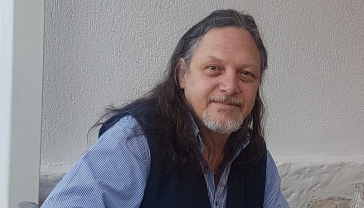 Толкова арестувани, толкова предупредени, че се безпокоя дали въобще ще има избирателна активност, написа Алгафари