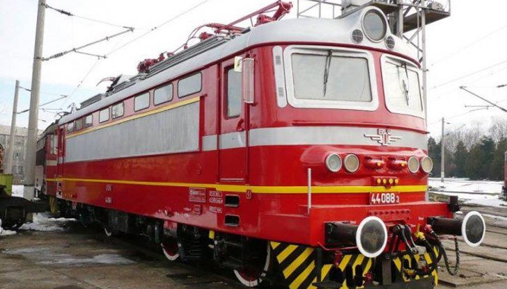 Пътуващите могат да закупуват билети за своето пътуване и онлайн