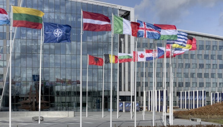 По последни данни у нас подкрепа за НАТО изразяват 55% от българите, а 31% са заявили, че са за напускане на Алианса По последни данни у нас подкрепа за НАТО изразяват 55% от българите, а 31% са заявили, че са за напускане на Алианса