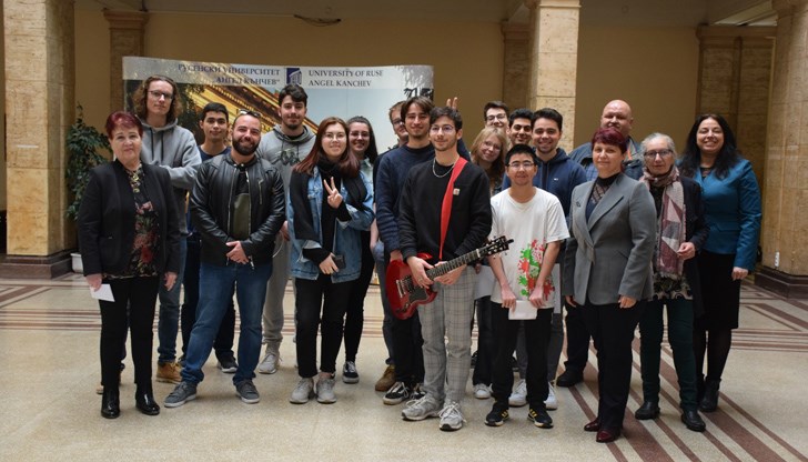 Всяка година Денят на франкофонията в Русенския университет се превръща в истински празник на духа и творчеството