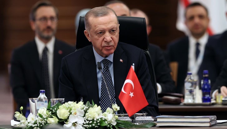 Турският президент заяви, че земетресенията леко са нарушили плановете за свързване на черноморския газ с националната газопреносна система