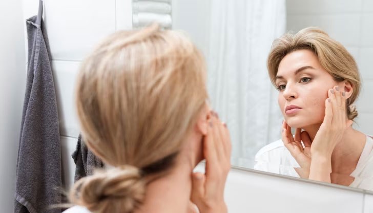 Огледайте кожата си за жълтеникаво-оранжевите восъчни израстъци Огледайте кожата си за жълтеникаво-оранжевите восъчни израстъци