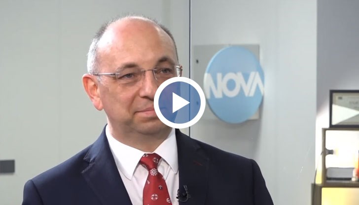 В България няма закон, който да задължава веригите да слагат конкретна цена. Надценката може да е и 1000%, обясни икономистът