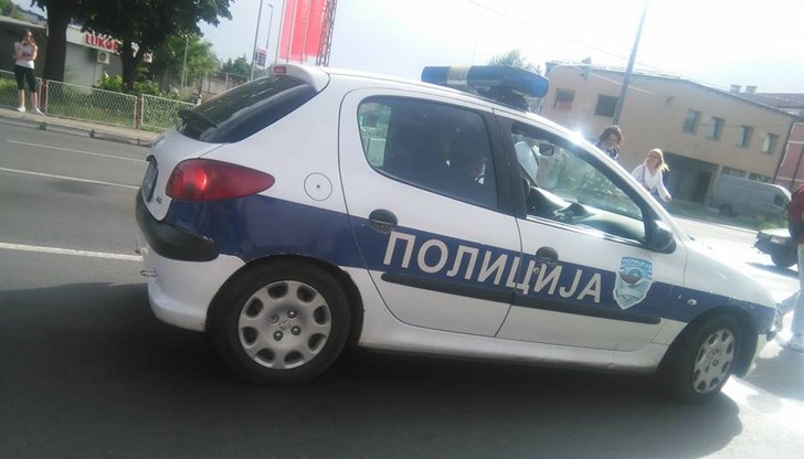 В престъплението са участвали няколко души, облечени в черно В престъплението са участвали няколко души, облечени в черно