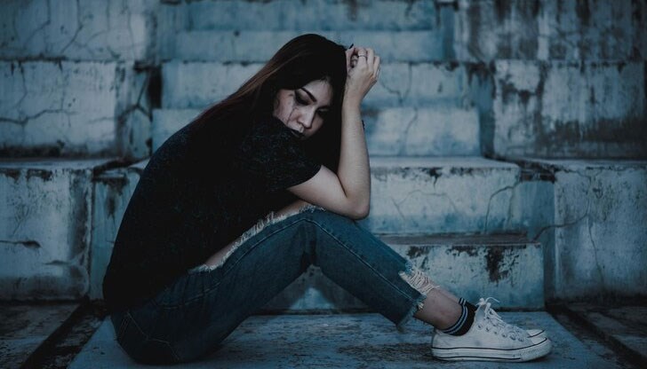 Повече от половината анкетирани са обмисляли самоубийство