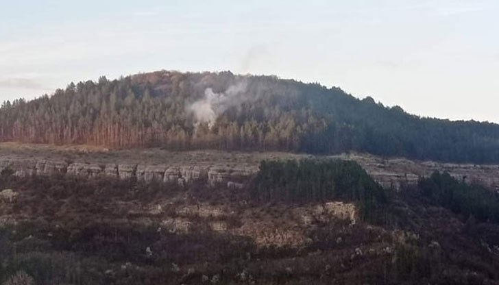 Над местността Гарга баир се изви дим Над местността Гарга баир се изви дим