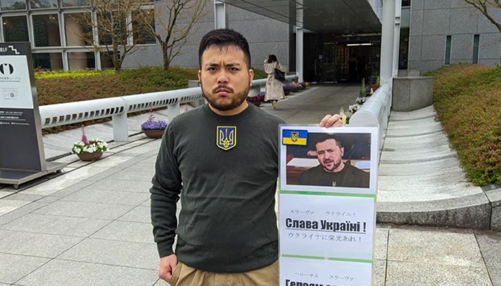 Младежът специално започнал да си пуска брада още през декември Младежът специално започнал да си пуска брада още през декември