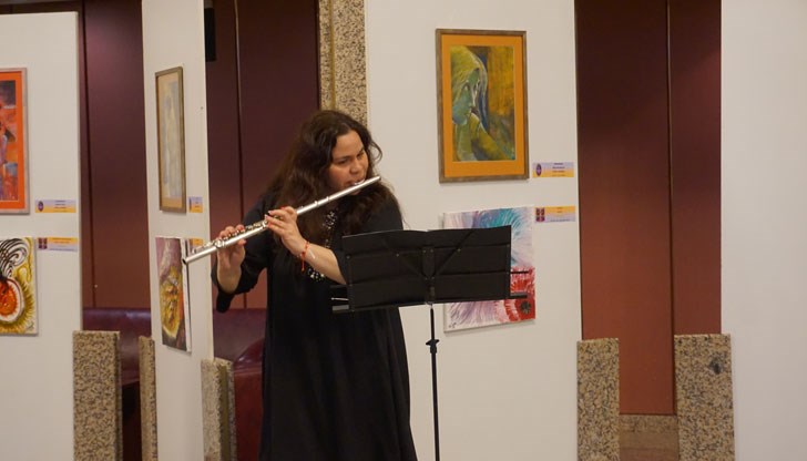 Експозицията е под надслов „Една жена, една история, една любов“