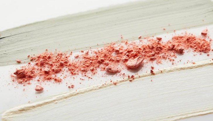 Прахът с вкус на ягода, предизвиква халюцинации и може да бъде смъртоносен