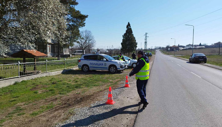 Мерцедес-ът е предаден на полициятаВ хода на проверките на територията