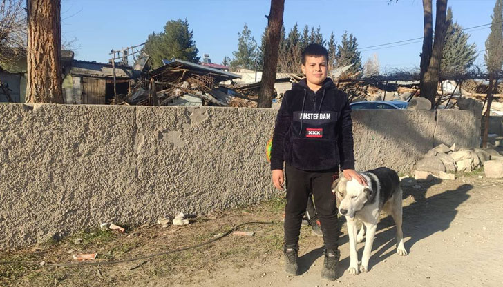 Грижа се за Алекс, откакто беше малко кутре. В деня