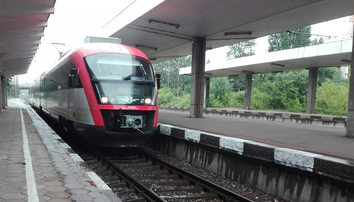 Според НКЖИ разполагаме с тристепенна защитаЕлектронната система за управление, която