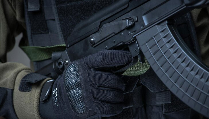 Авторът на тройното убийство е арестуван след часове преследванеАлбанец беше