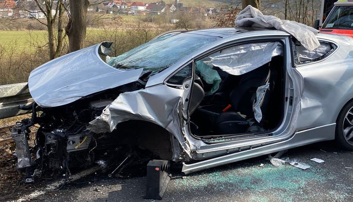 Обходният маршрут е през селата Горна Студена, Алеково и ВързулицаРумънско