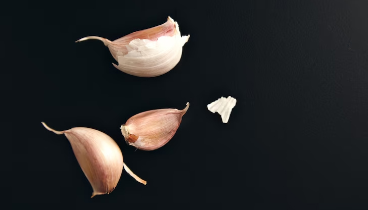 Как различават хората различните видове чесън?Изчезва ли от пазара българският