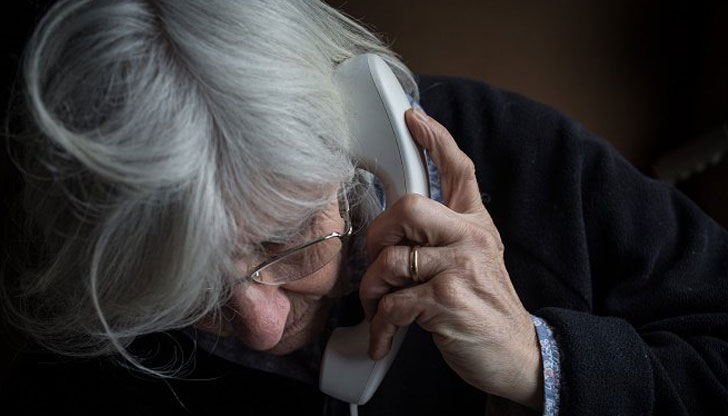 Телефонните измамници са накарали 82-годишната жена от Каварна да им