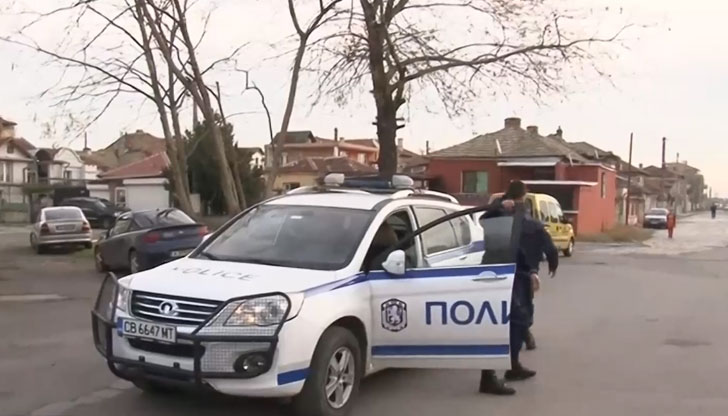 В проверките участват полиция, жандармерия и Националната агенция за приходитеПродължава