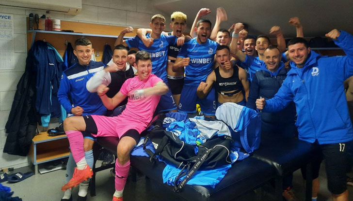 Младите дракони постигнаха целта си да бият някой от четирите