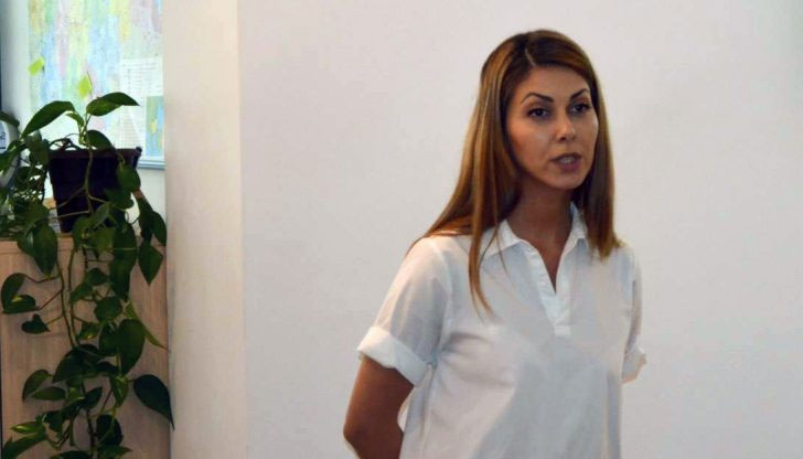 Анна Адамова твърди, че не среща съдействие от разследващите. Не