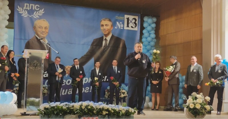 Отиваш, купуваш скъпото сирене от магазина, плащаш ДДС, за да